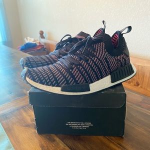 Running shoes